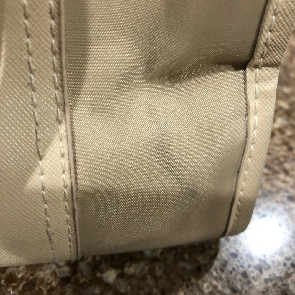Victoria’s Secret Bag - Picture 4 of 10